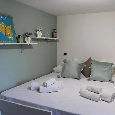 A' Nica Apartman *
